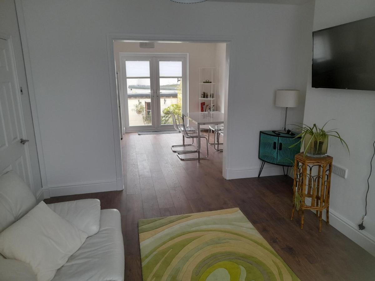 Salmestone Holiday home